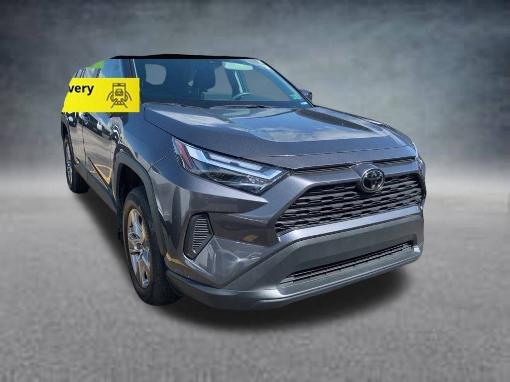 2022 Toyota RAV4 XLE — SUV — 11,498 mi — Barboursville, WV