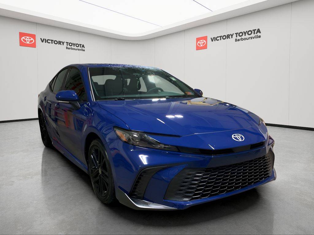 2025 Toyota Camry SE — Sedan — 8,694 mi — Barboursville, WV