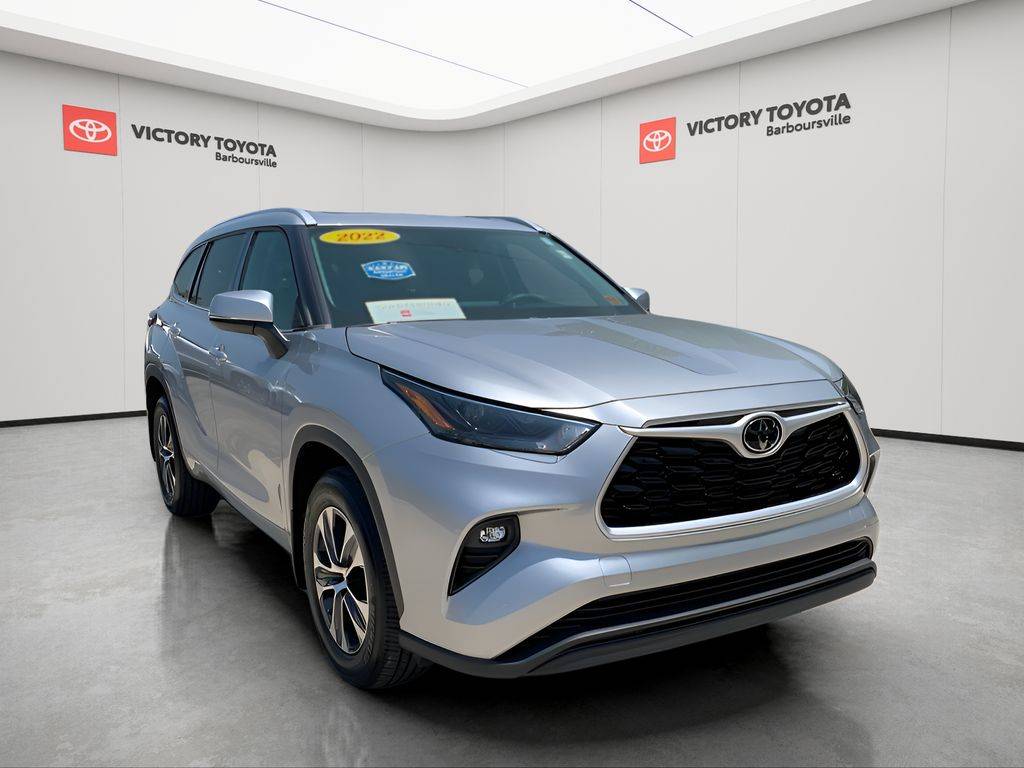 2022 Toyota Highlander XLE — SUV — 12,630 mi — Barboursville, WV