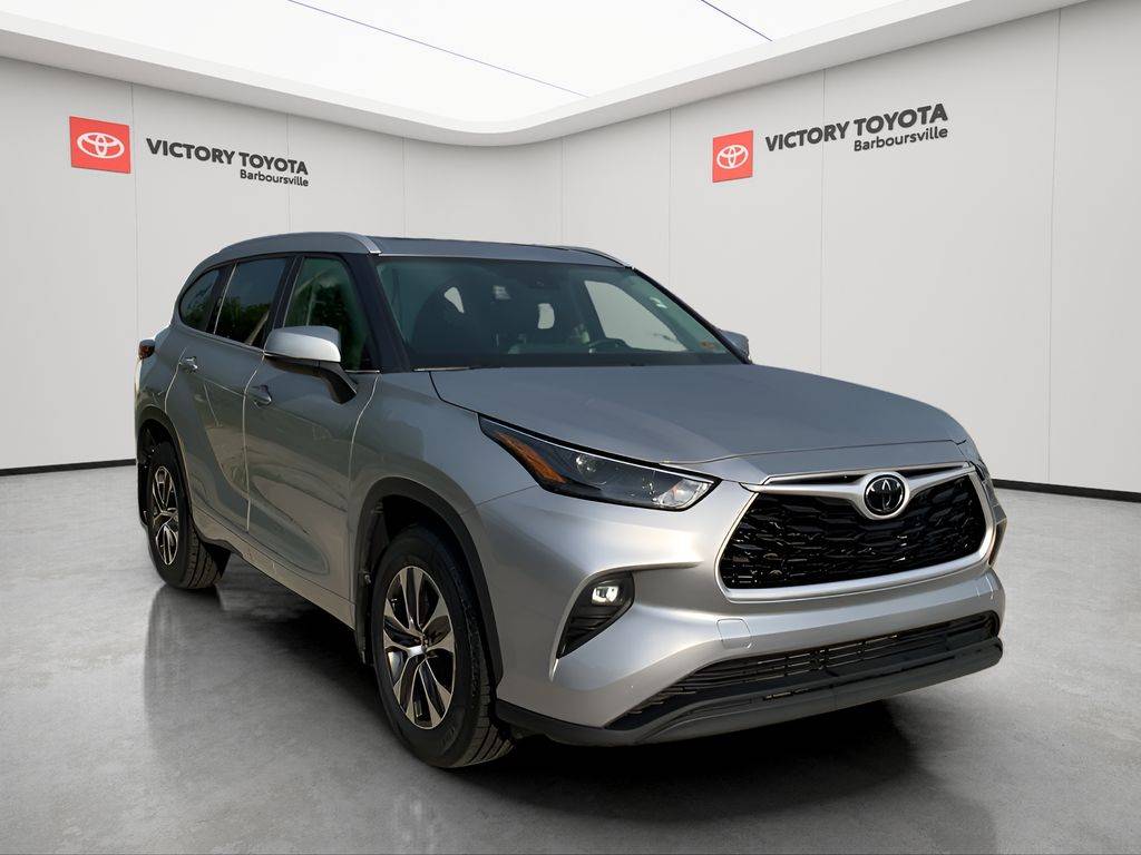 2023 Toyota Highlander XLE — SUV — 49,397 mi — Barboursville, WV