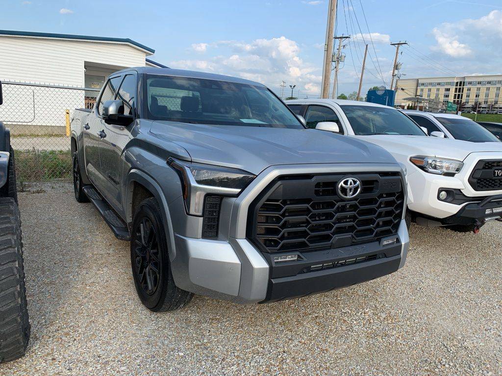 2022 Toyota Tundra SR5 — Pickup Truck — 32,451 mi — Barboursville, WV