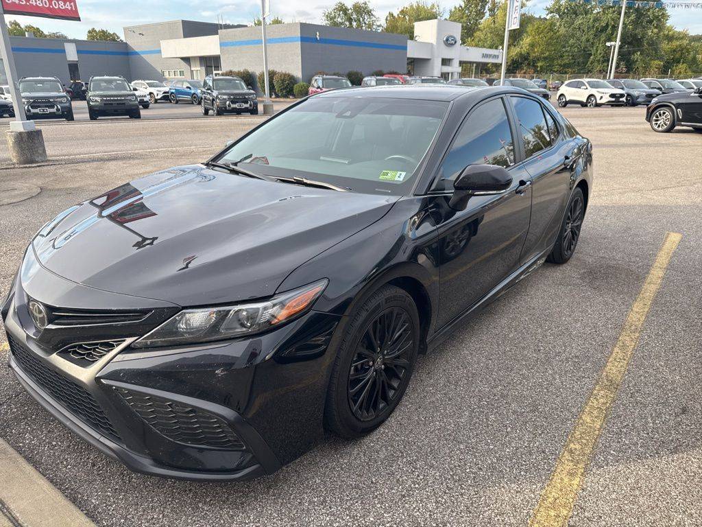 2022 Toyota Camry SE — Sedan — 73,902 mi — Charleston, WV