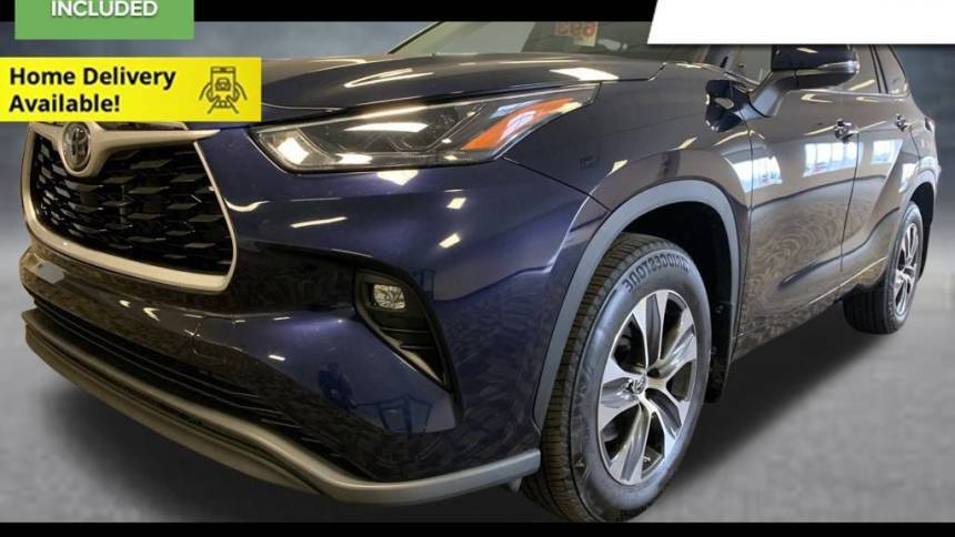 2023 Toyota Highlander XLE — SUV — 13,142 mi — Charleston, WV
