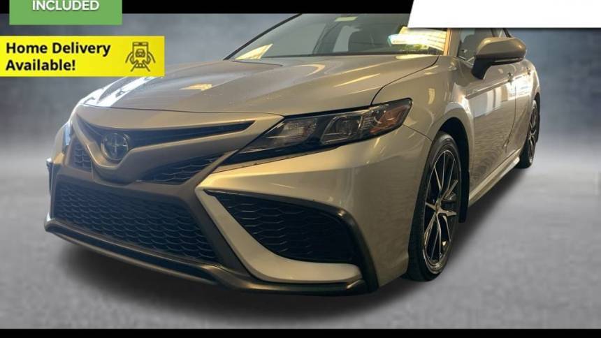 2023 Toyota Camry Hybrid SE — Sedan — 32,078 mi — Charleston, WV