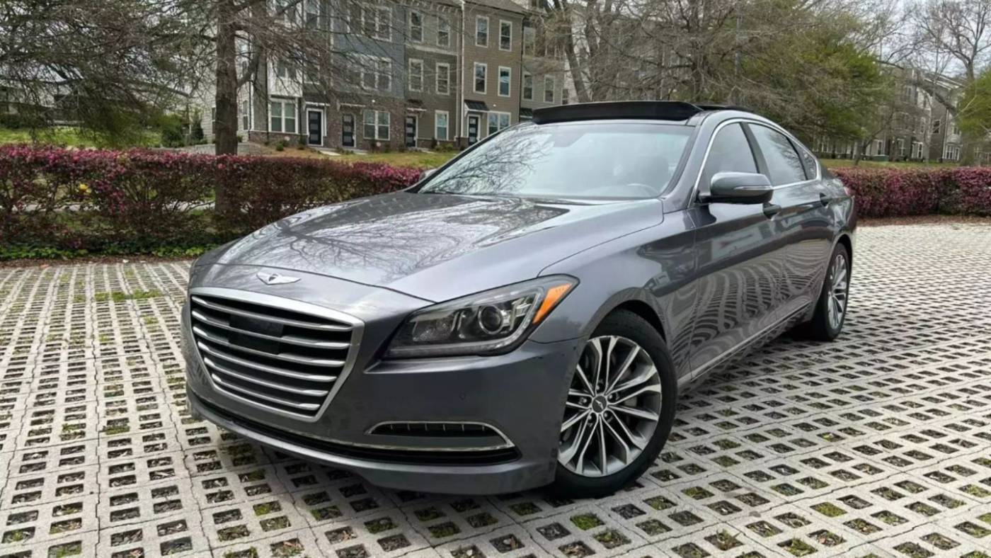 2015 Hyundai Genesis 3.8 — Sedan — 133,120 mi — Charlotte, NC