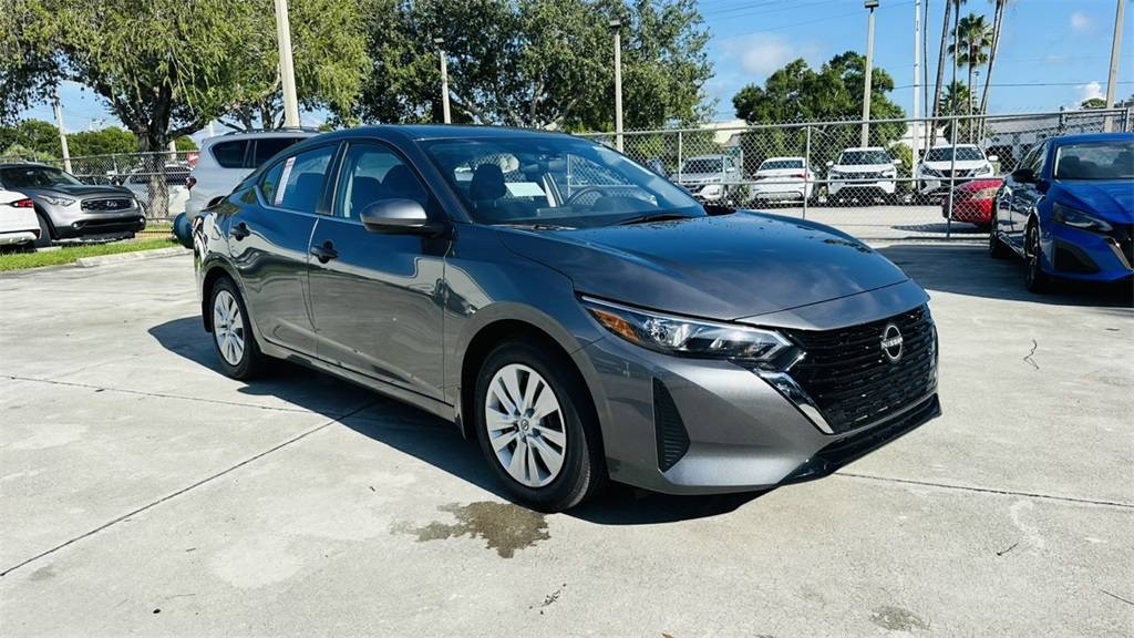 2025 Nissan Sentra S — Sedan — 3,011 mi — Vero Beach, FL