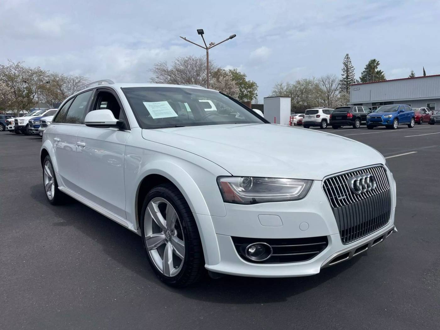 2014 Audi allroad Premium Plus — Wagon — 71,984 mi — Sacramento, CA