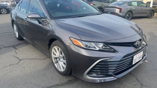 2022 Toyota Camry LE — Sedan — 30,172 mi — Merced, CA
