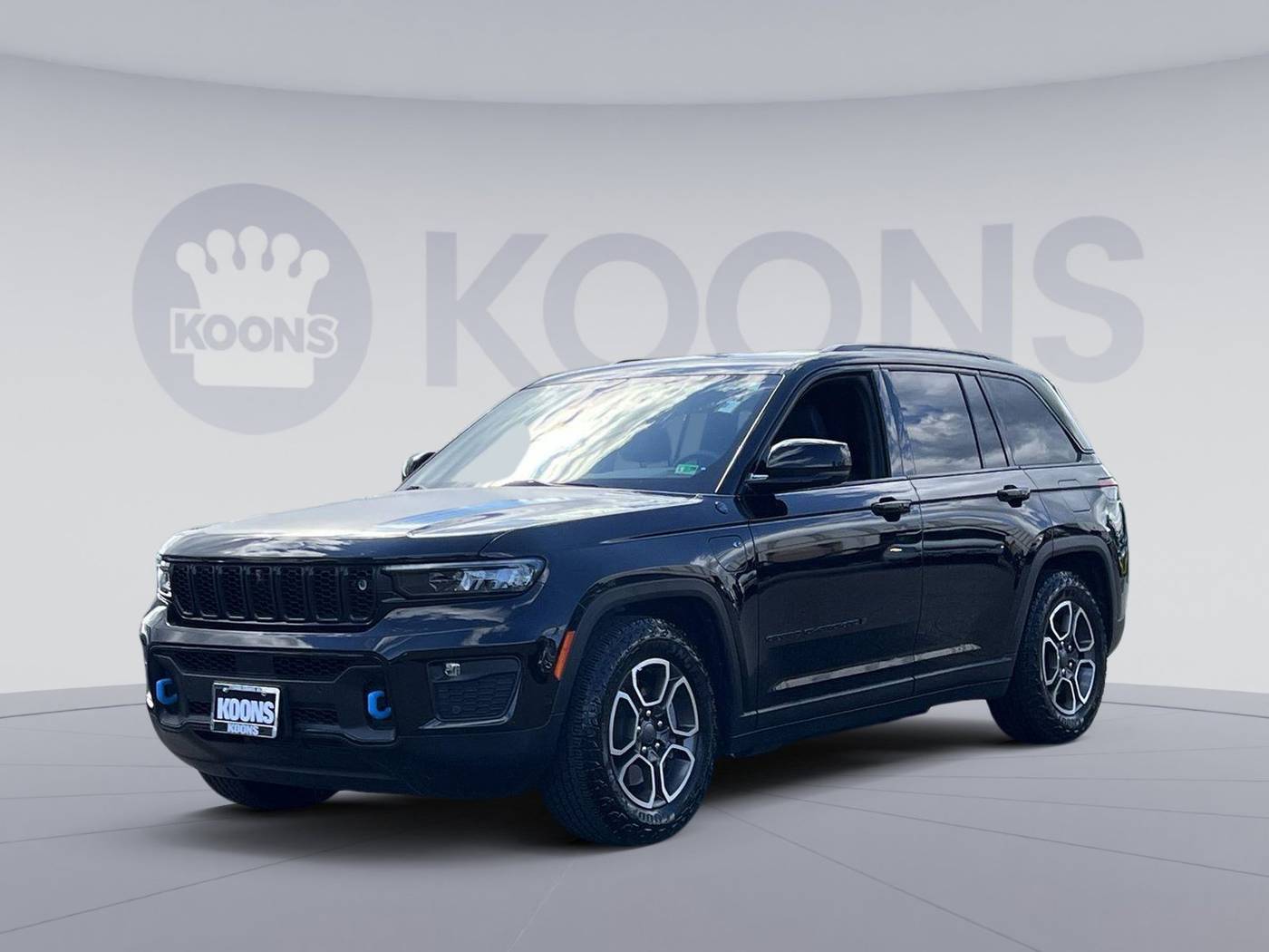 2022 Jeep Grand Cherokee Trailhawk 4xe — SUV — 13,635 mi — Vienna, VA