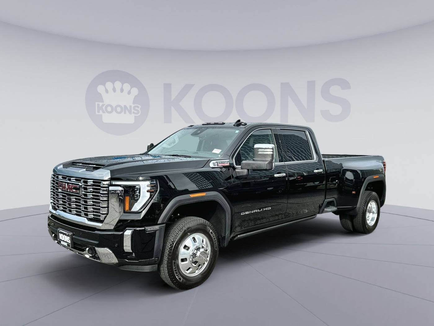 2025 GMC Sierra 3500HD Denali — Pickup Truck — 6,800 mi — Vienna, VA