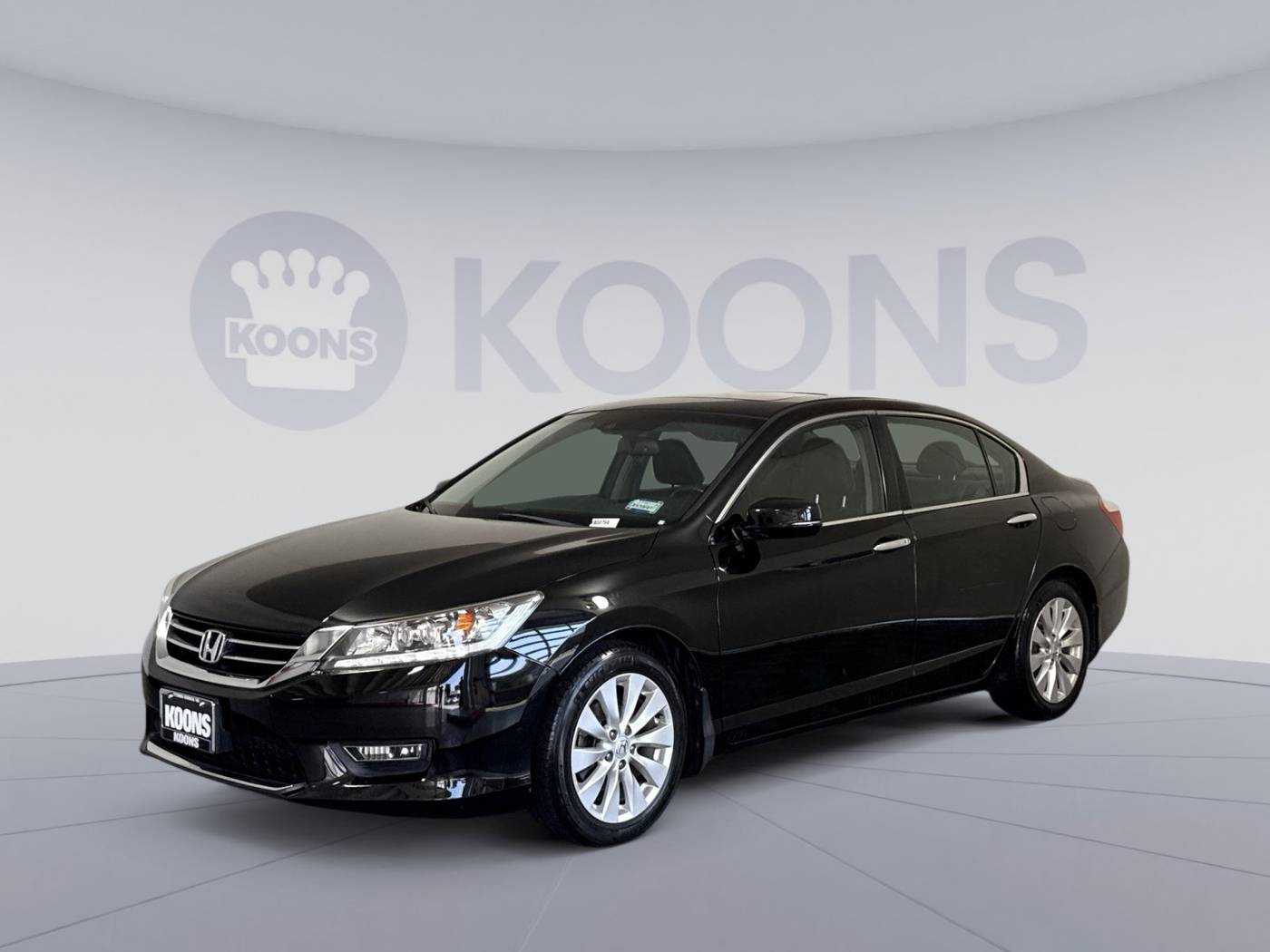 2013 Honda Accord Touring — Sedan — 70,108 mi — Vienna, VA