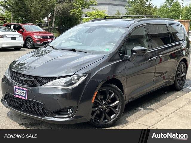 2019 Chrysler Pacifica Touring L Plus — Minivan — 85,873 mi — Leesburg, VA