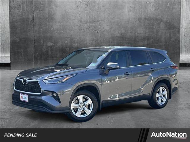 2024 Toyota Highlander LE — SUV — 12,198 mi — Leesburg, VA