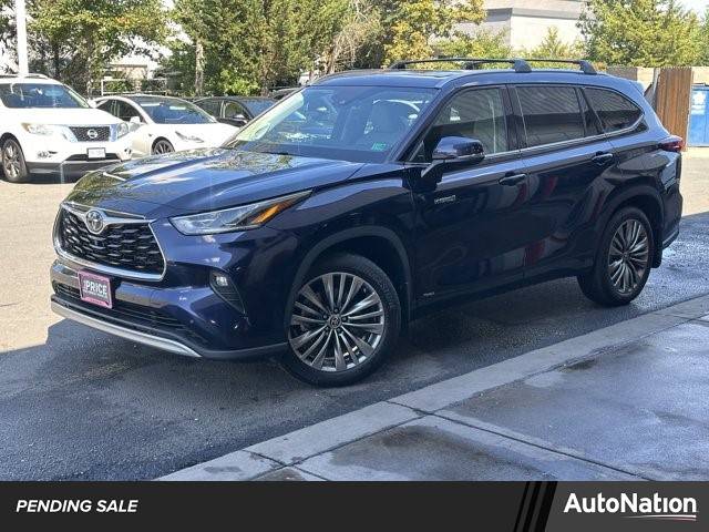 2021 Toyota Highlander Hybrid Platinum — SUV — 89,800 mi — Leesburg, VA