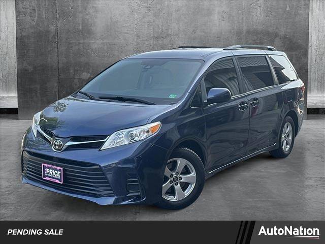 2020 Toyota Sienna LE — Minivan — 83,555 mi — Leesburg, VA