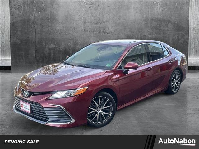 2022 Toyota Camry Hybrid XLE — Sedan — 12,947 mi — Leesburg, VA