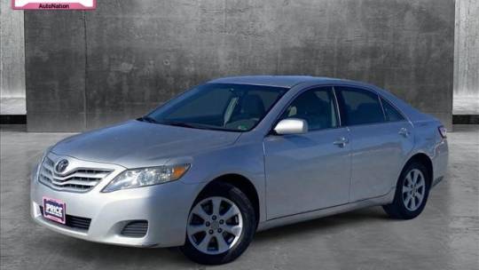 2011 Toyota Camry LE — Sedan — 189,667 mi — Leesburg, VA