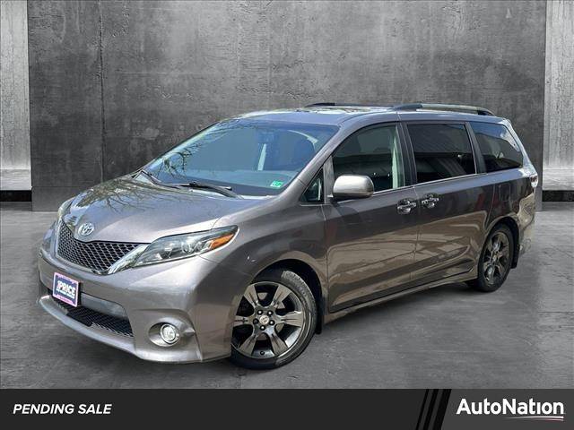 2016 Toyota Sienna SE Premium — Minivan — 67,972 mi — Leesburg, VA