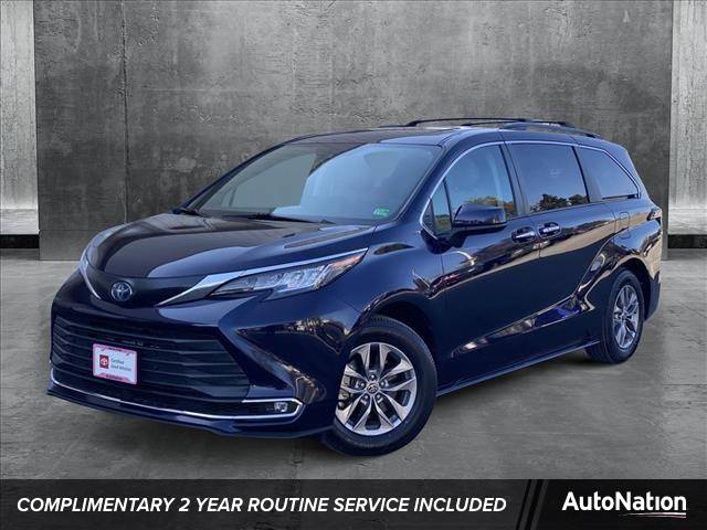2022 Toyota Sienna XLE — Minivan — 35,709 mi — Leesburg, VA
