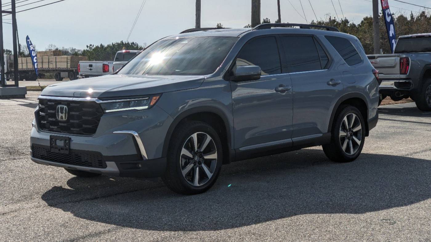 2025 Honda Pilot Touring — SUV — 2,409 mi — Thomasville, AL