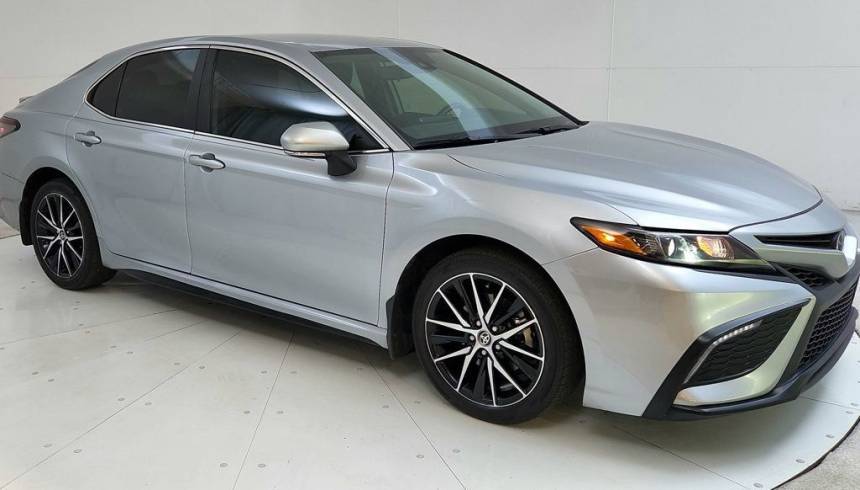 2022 Toyota Camry SE — Sedan — 38,882 mi — Elizabeth, NJ
