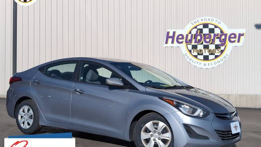 2016 Hyundai Elantra SE — Sedan — 111,772 mi — Colorado Springs, CO