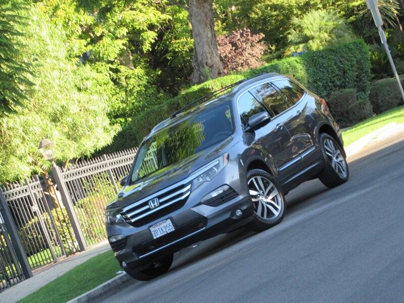 2016 Honda Pilot Touring — SUV — 73,758 mi — Sherman Oaks, CA