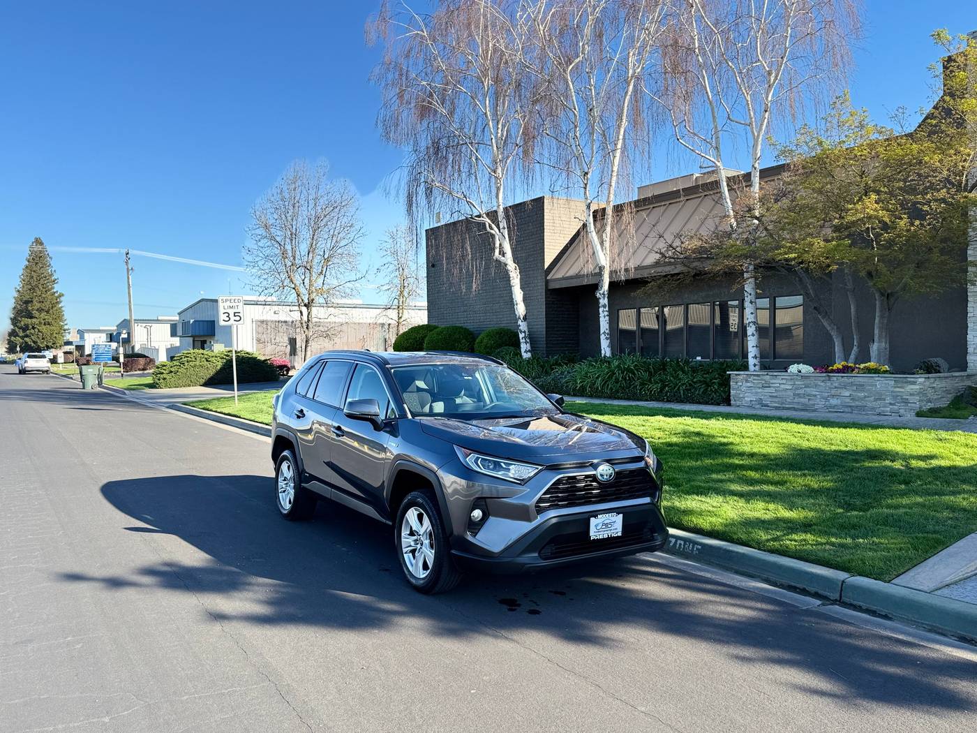 2021 Toyota RAV4 Hybrid XLE — SUV — 124,000 mi — Modesto, CA