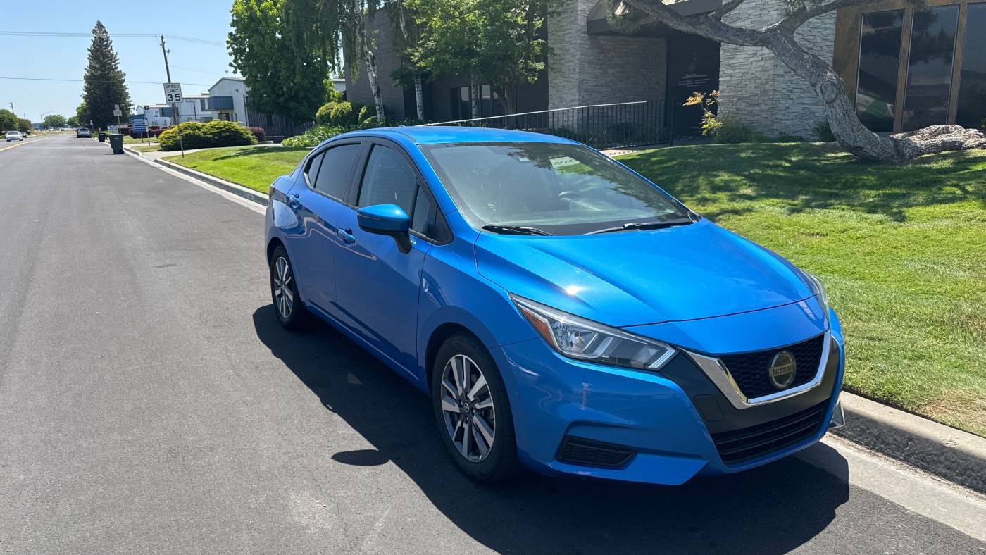 2020 Nissan Versa SV — Sedan — 76,200 mi — Modesto, CA