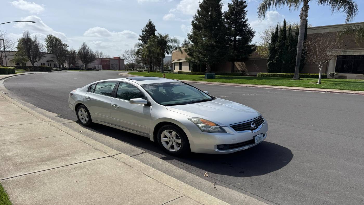 2009 Nissan Altima 2.5 S — Sedan — 146,000 mi — Modesto, CA