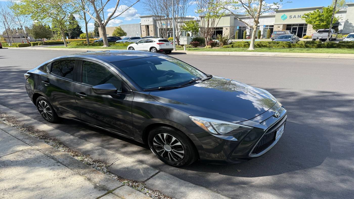2019 Toyota Yaris LE — Sedan — 111,000 mi — Modesto, CA