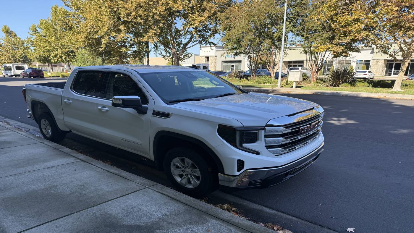 2024 GMC Sierra 1500 SLE — Pickup Truck — 50,388 mi — Modesto, CA