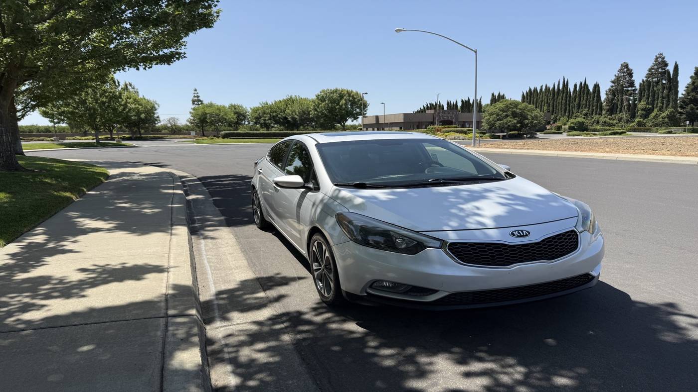 2016 Kia Forte EX — Sedan — 89,972 mi — Modesto, CA