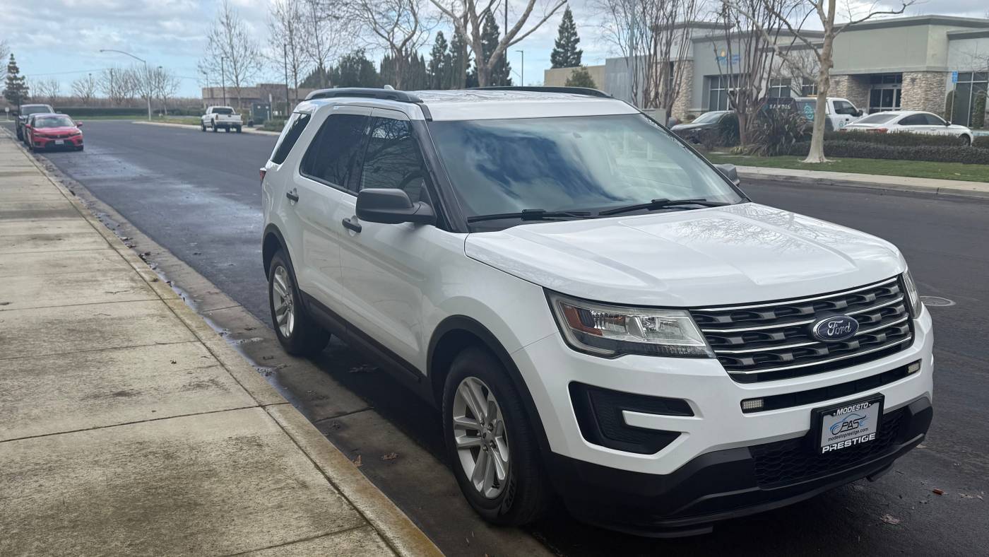 2017 Ford Explorer Base — SUV — 95,000 mi — Modesto, CA