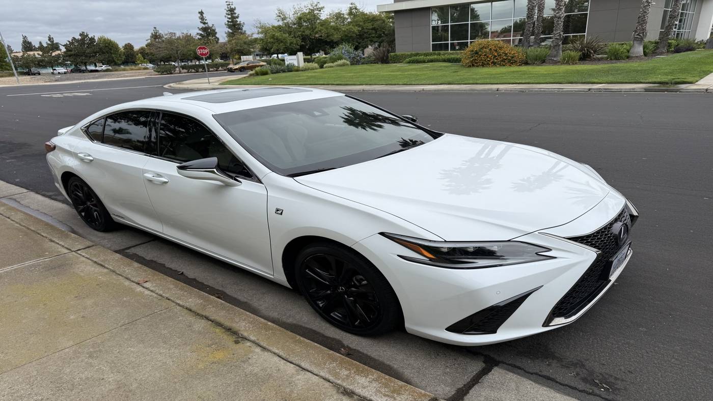 2022 Lexus ES ES 300h F SPORT — Sedan — 43,060 mi — Modesto, CA
