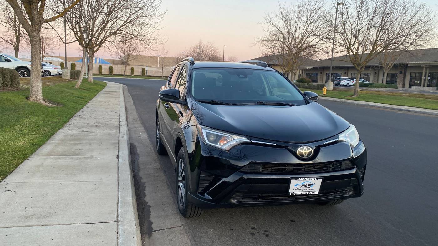 2017 Toyota RAV4 LE — SUV — 127,000 mi — Modesto, CA
