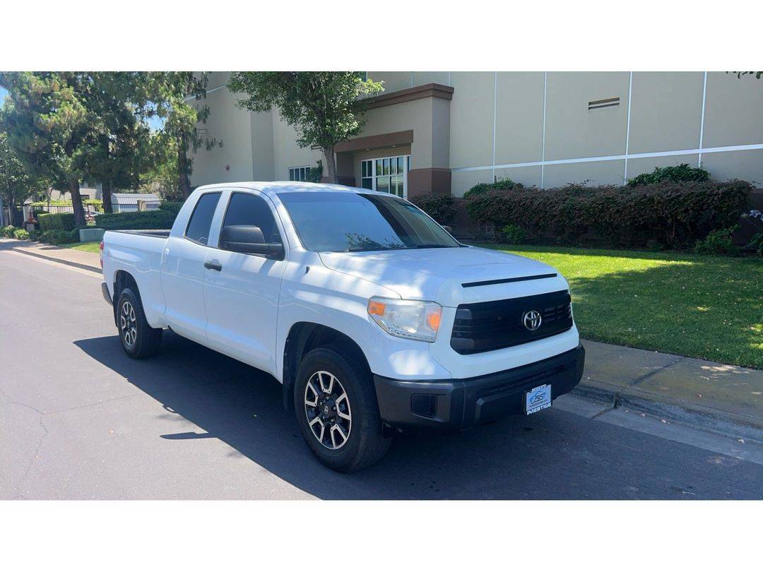 2017 Toyota Tundra SR