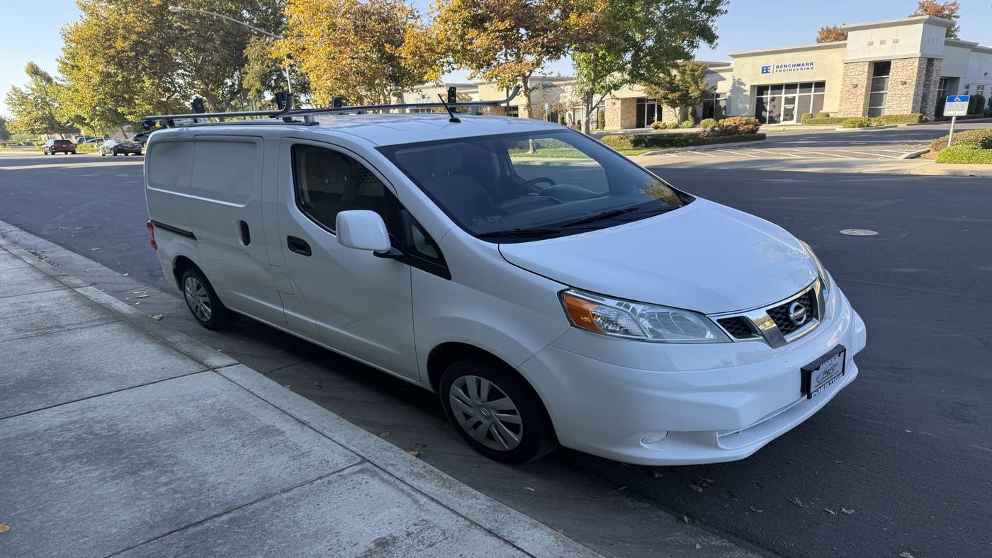 2017 Nissan NV200 Compact Cargo SV — Cargo Van — 118,652 mi — Modesto, CA