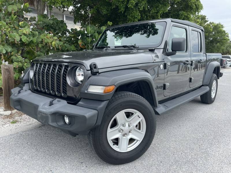 2020 Jeep Gladiator Sport S — Pickup Truck — 15,114 mi — Sarasota, FL