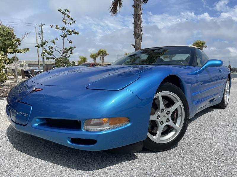 2000 Chevrolet Corvette Base