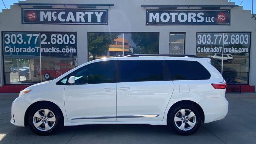 2018 Toyota Sienna LE — Minivan — 134,110 mi — Longmont, CO
