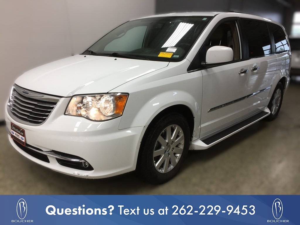 2015 Chrysler Town & Country Touring — Minivan — 65,259 mi — West Bend, WI