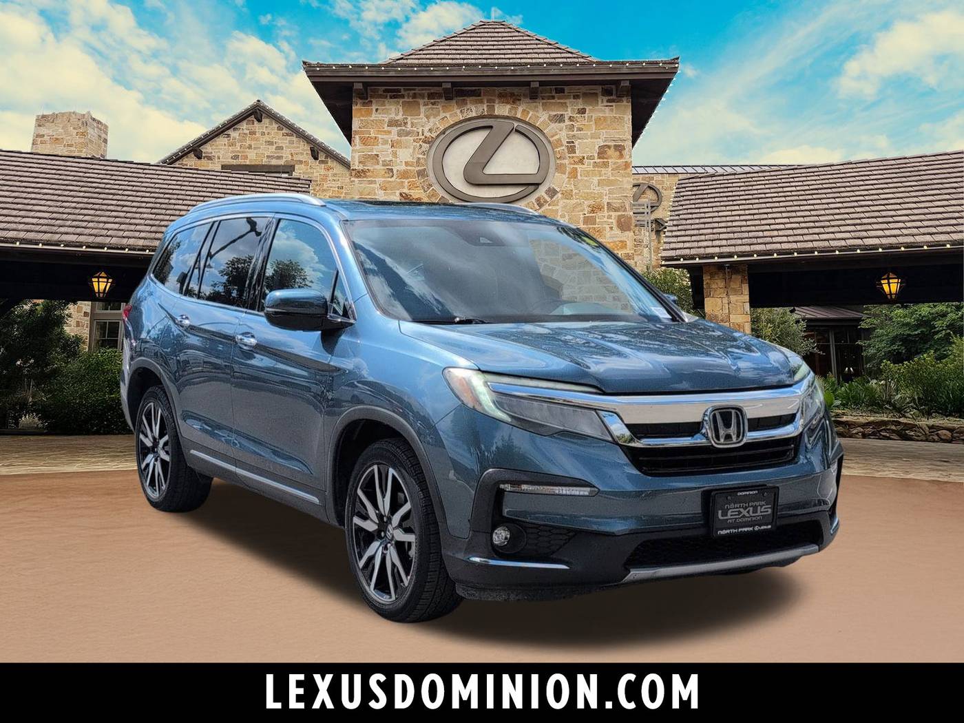 2020 Honda Pilot Touring — SUV — 122,515 mi — San Antonio, TX