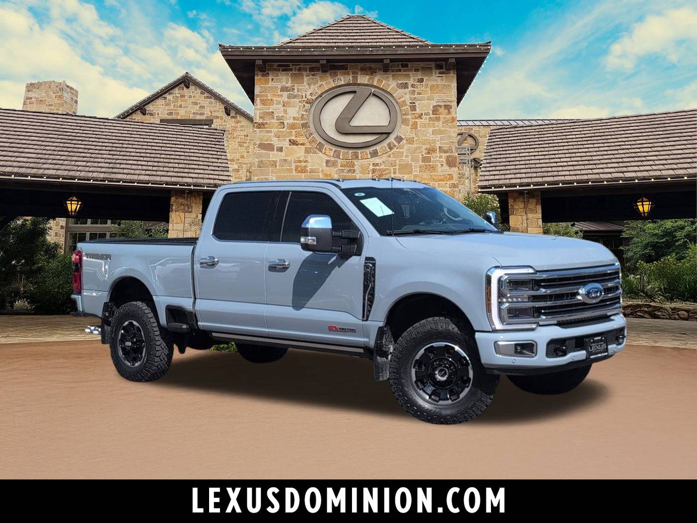 2025 Ford Super Duty F-250 LARIAT — Pickup Truck — 6,003 mi — San Antonio, TX