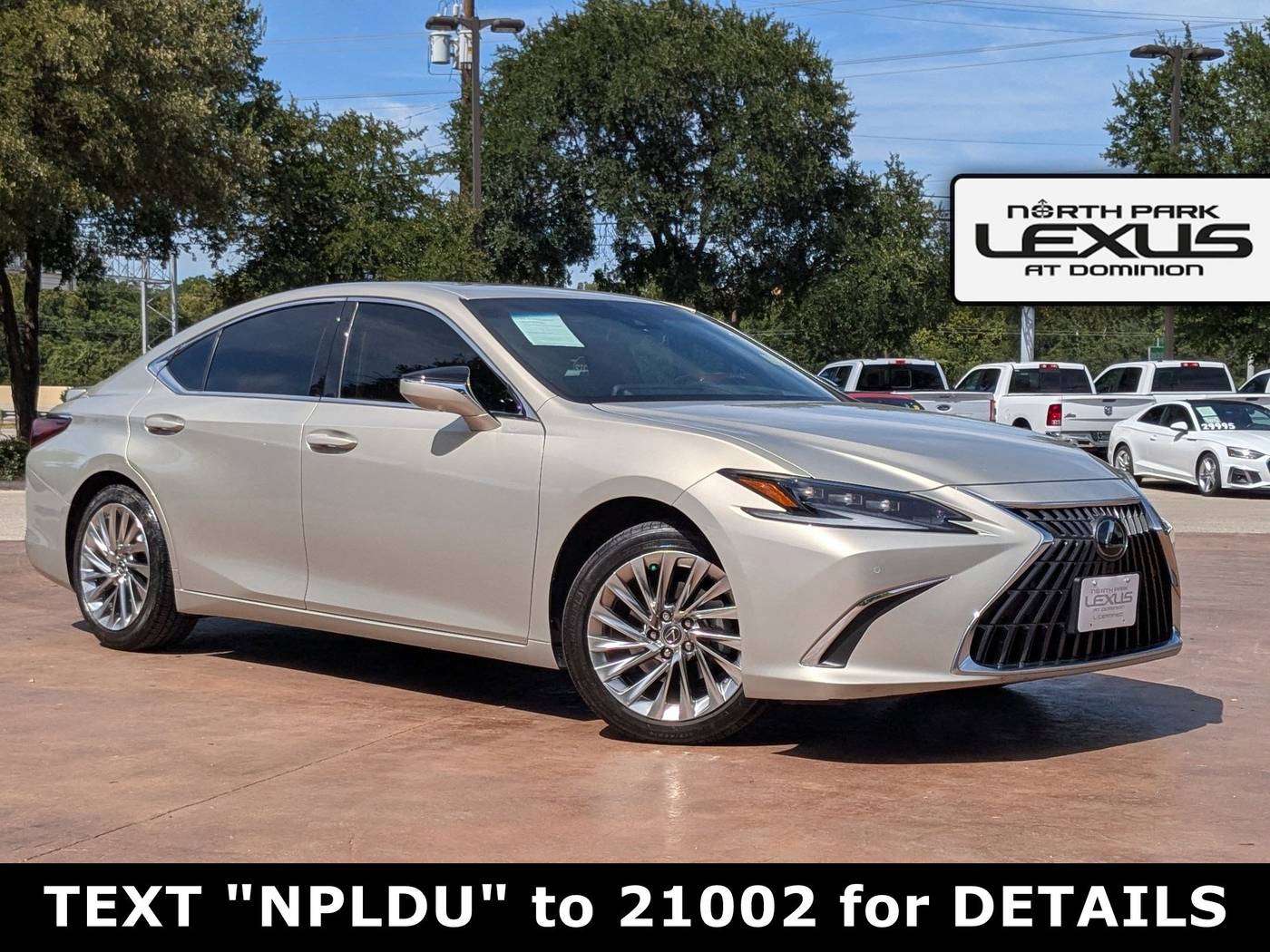 2023 Lexus ES ES 300h Ultra Luxury — Sedan — 15,103 mi — San Antonio, TX