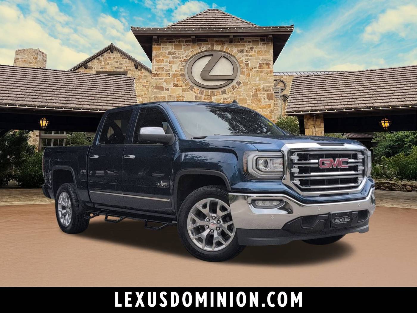 2017 GMC Sierra 1500 SLT — Pickup Truck — 91,937 mi — San Antonio, TX