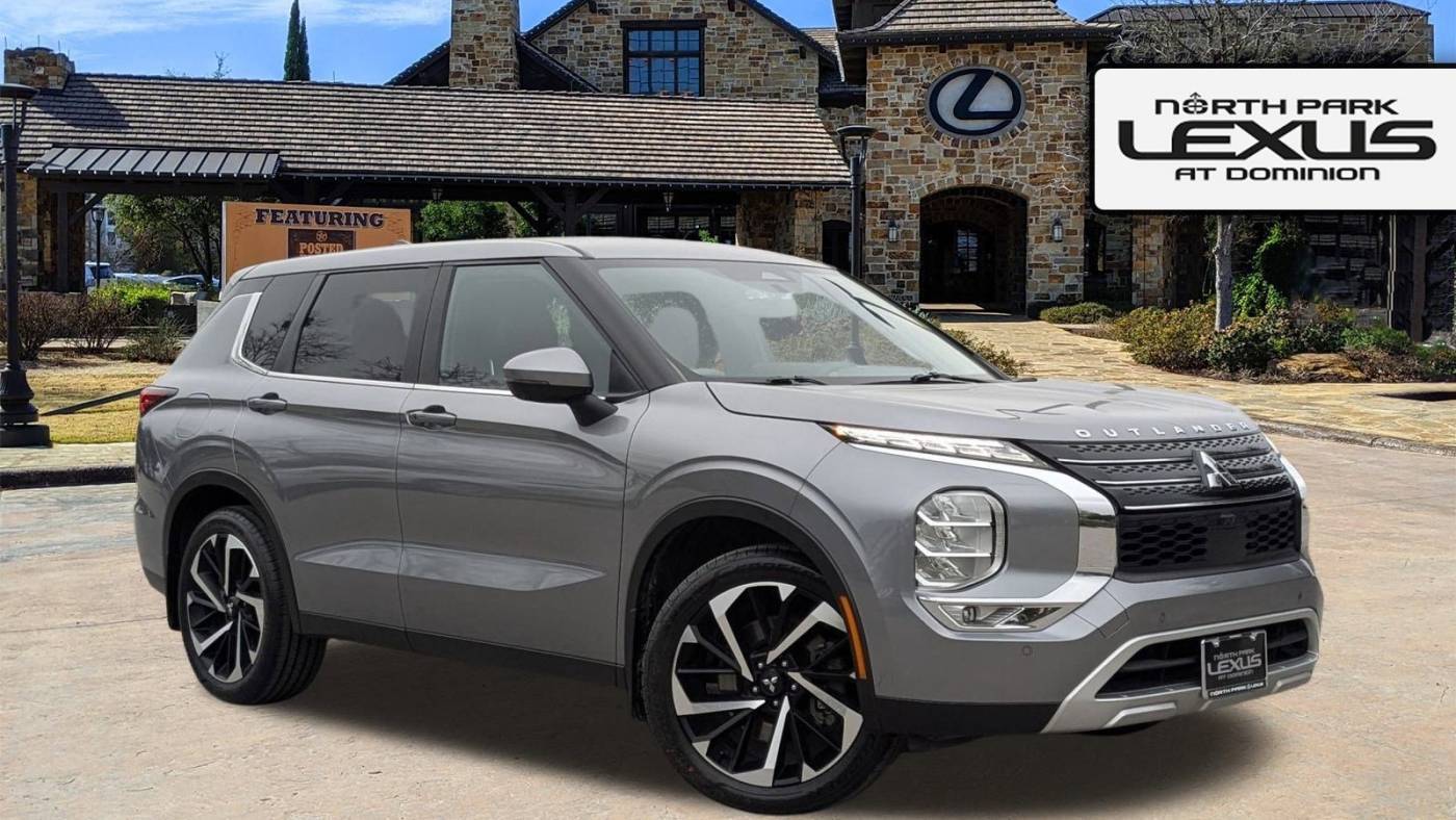 2022 Mitsubishi Outlander SE — SUV — 32,225 mi — San Antonio, TX