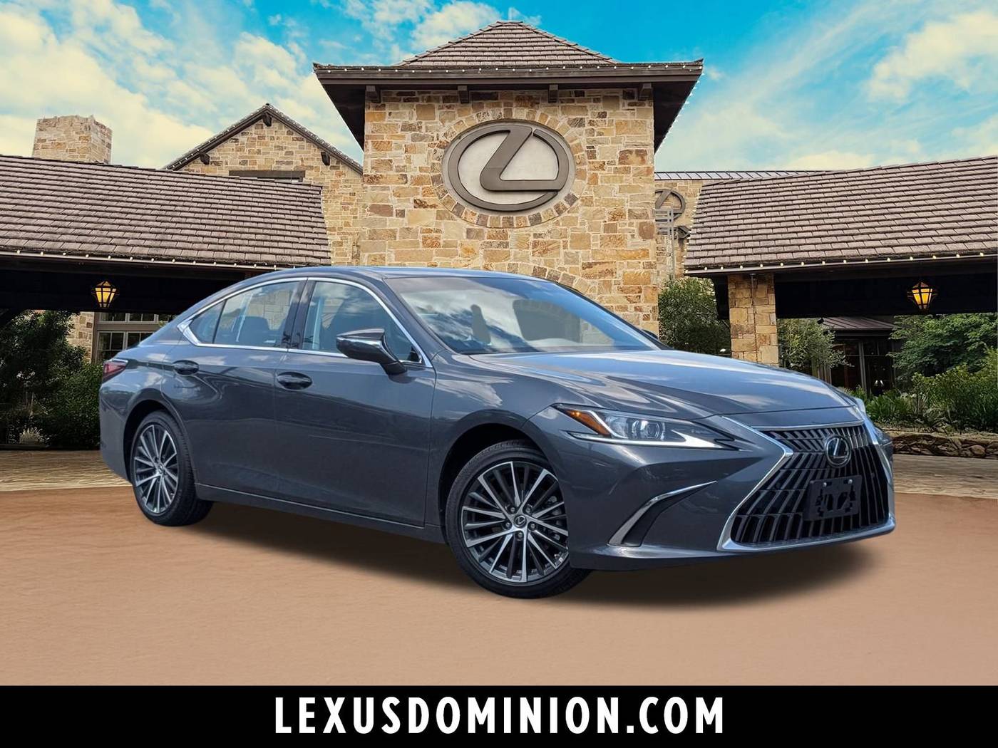 2025 Lexus ES ES 300h — Sedan — 32 mi — San Antonio, TX