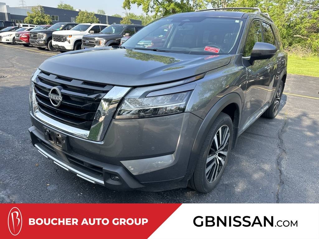 2023 Nissan Pathfinder Platinum — SUV — 39,112 mi — Greenfield, WI