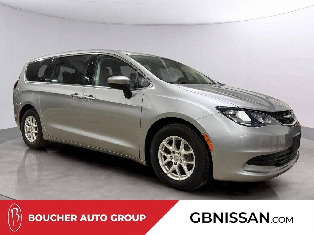 2017 Chrysler Pacifica Touring — Minivan — 59,229 mi — Greenfield, WI